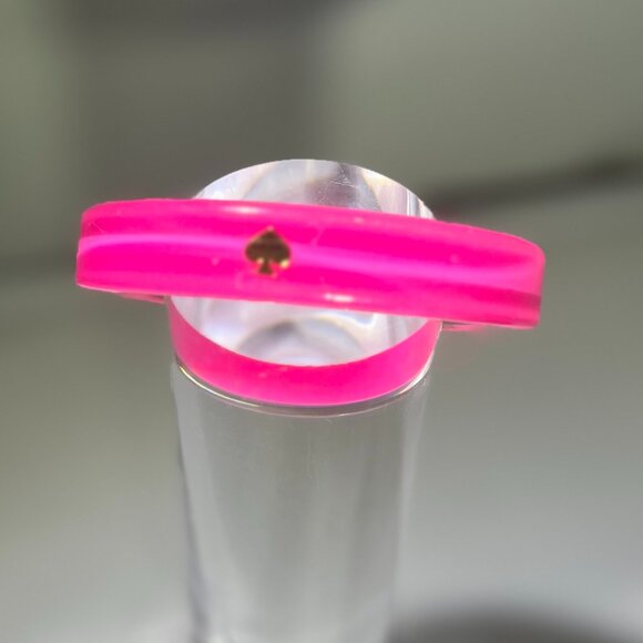 Kate Spade Hot Pink Lucite bangle Bracelet .5" Wide - Picture 4 of 4